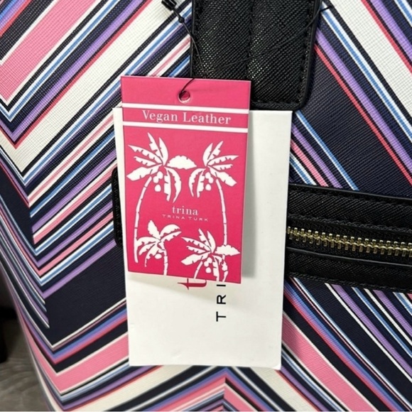 TRINA TURK Medium Sized Tote Pastel Chevron Print in Vegan Leather NWT! - Picture 8 of 9